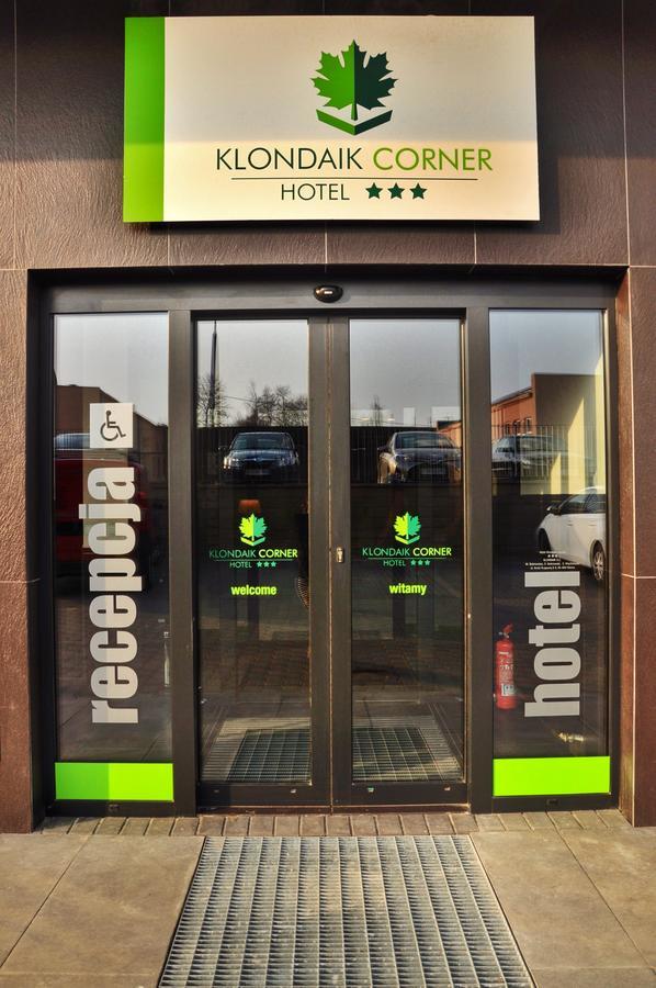 Hotel Klondaik Corner Warka Exterior photo